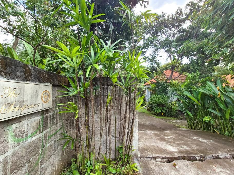 The Sempuana Villa Denpasar  Exterior photo
