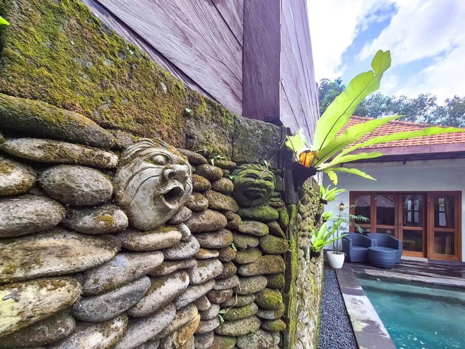 The Sempuana Villa Denpasar  Exterior photo